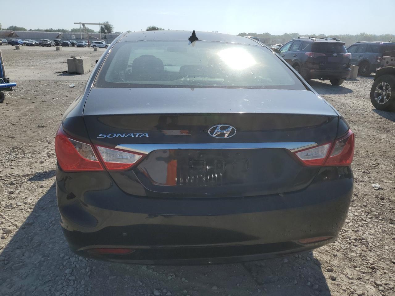 5NPEB4AC0BH155752 2011 Hyundai Sonata Gls