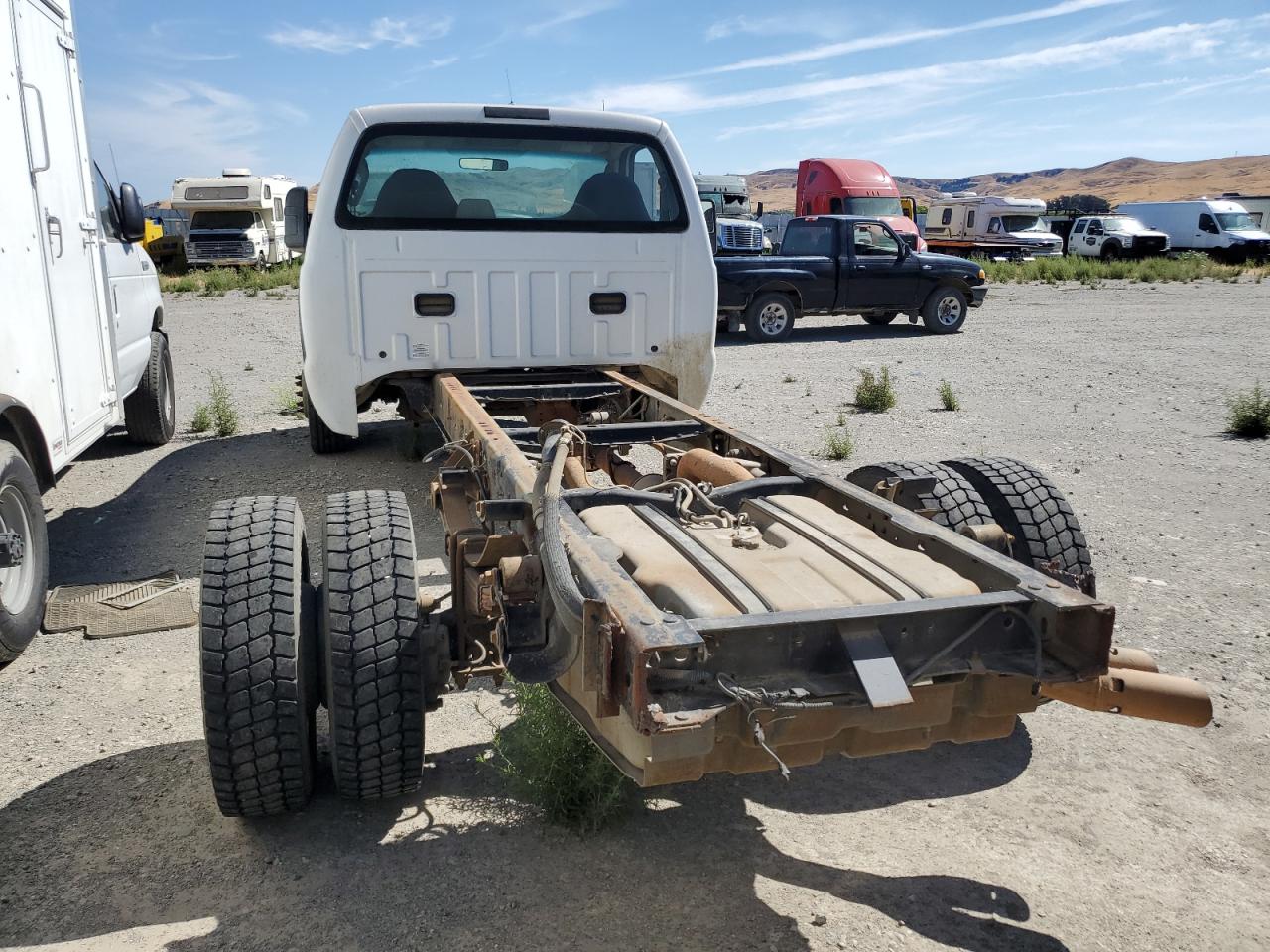 2008 Ford F450 Super Duty VIN: 1FDXF46R58EB35611 Lot: 64618514