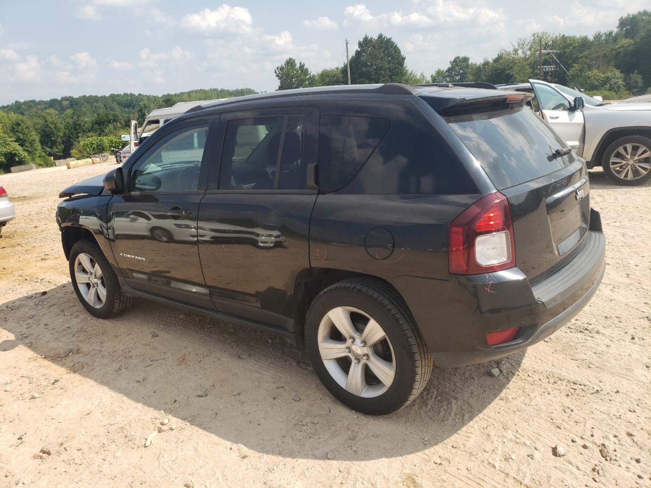2016 Jeep Compass - Image 2