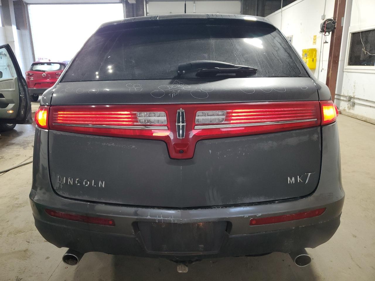 100000000000027W1 2010 Lincoln Mkt