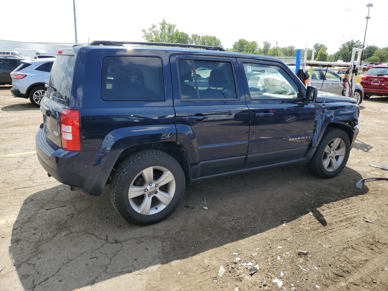 VIN 1C4NJRFB4FD356517 2015 JEEP PATRIOT no.3