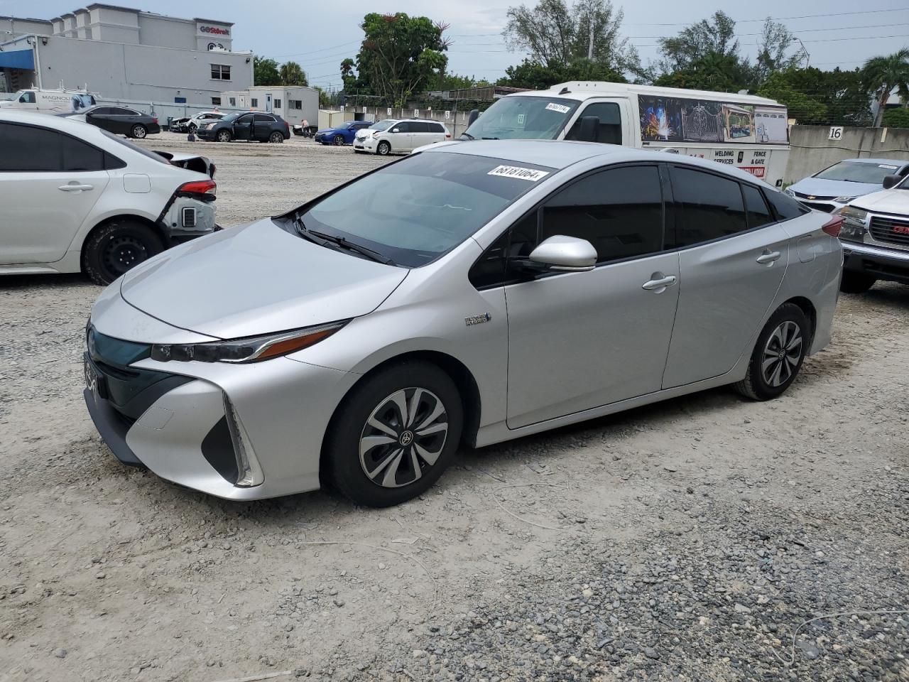 2018 Toyota Prius Prime VIN: JTDKARFP3J3093188 Lot: 68181064