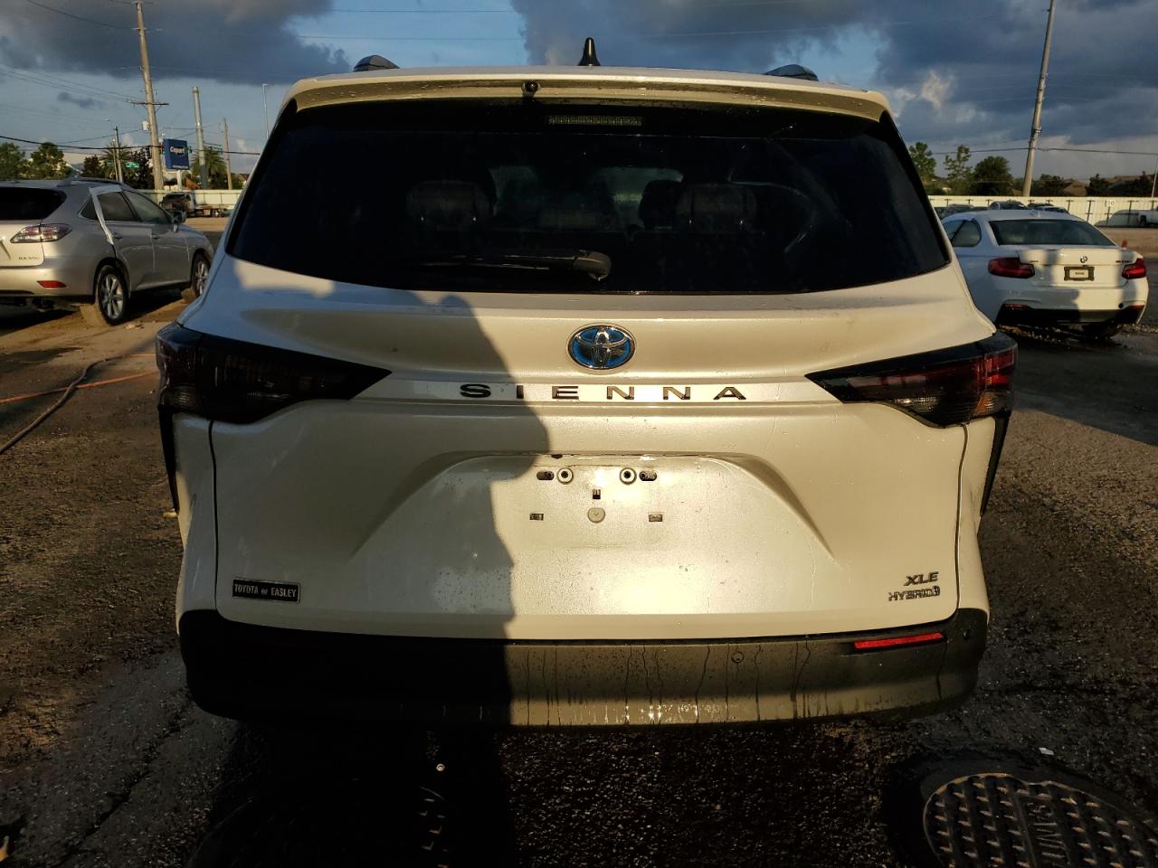 5TDJRKEC0PS162419 2023 Toyota Sienna Xle