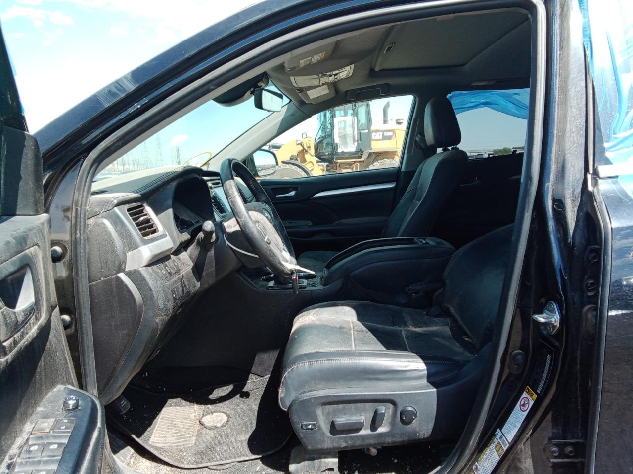 2019 Toyota Highlander Se VIN: 5TDKZRFH2KS560618 Lot: 67783234