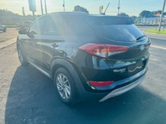 2017 Hyundai Tucson Limited vin: KM8J3CA22HU328372