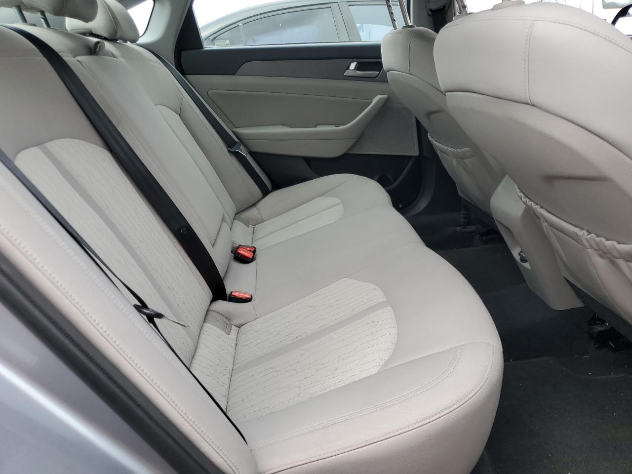 2016 Hyundai Sonata Hybrid VIN: KMHE24L17GA011962 Lot: 68841874