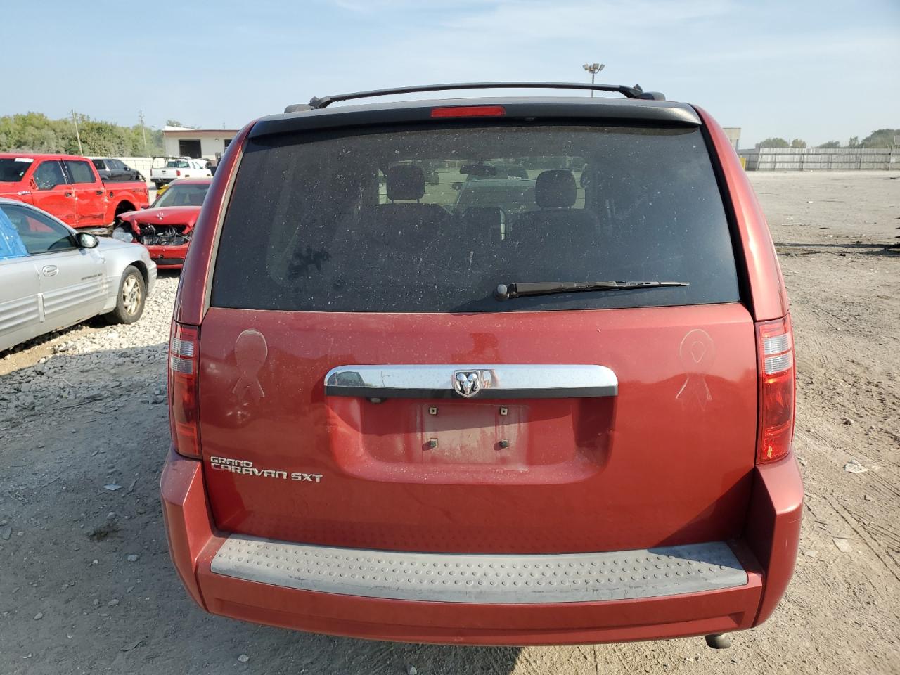 2008 Dodge Grand Caravan Sxt VIN: 2D8HN54P18R142935 Lot: 69017404