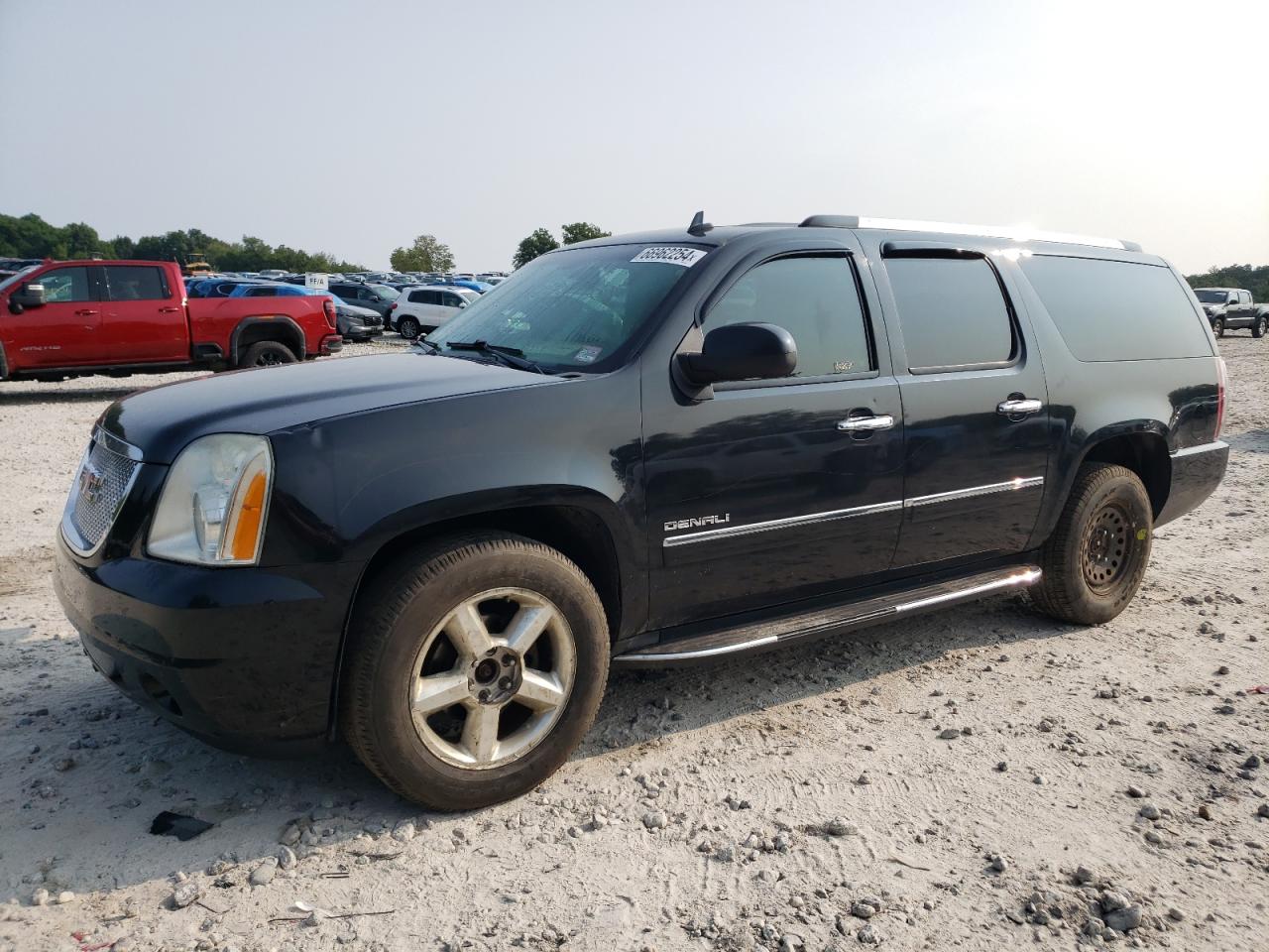 2011 Gmc Yukon Xl Denali for Sale in West Warren, MA - Front End