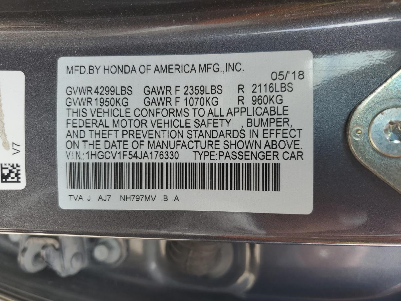 1HGCV1F54JA176330 2018 Honda Accord Exl