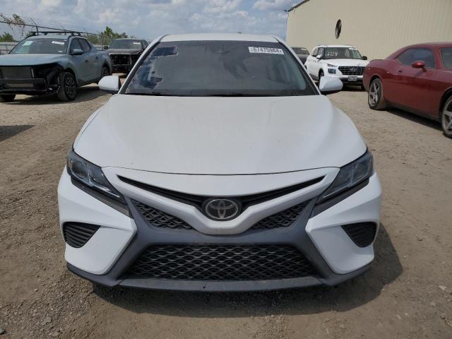  TOYOTA CAMRY 2019 Белый