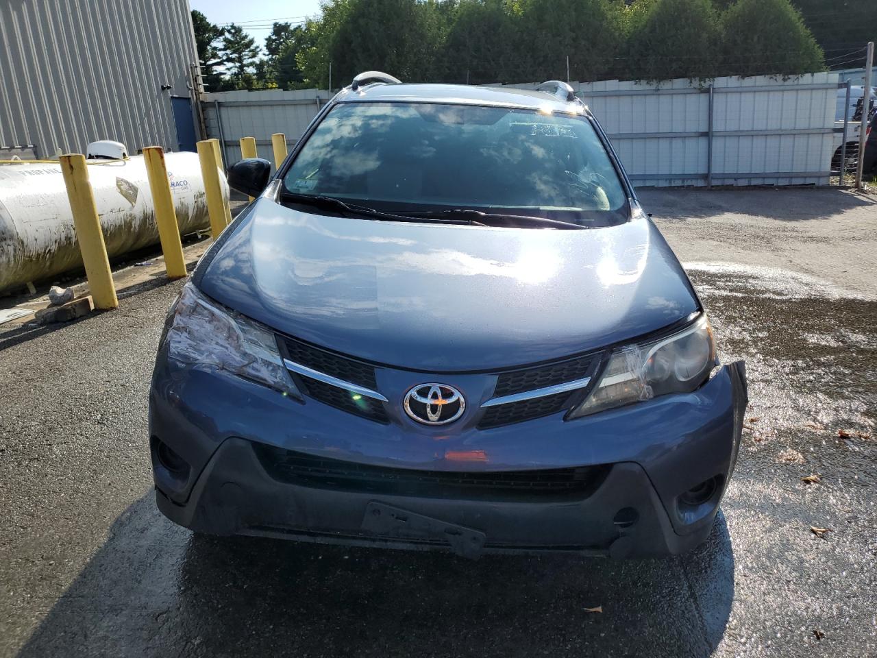 2013 Toyota RAV 4 - Image 5