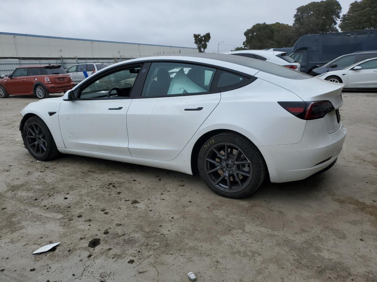 5YJ3E1EA1PF513310 2023 TESLA MODEL 3 - Image 2