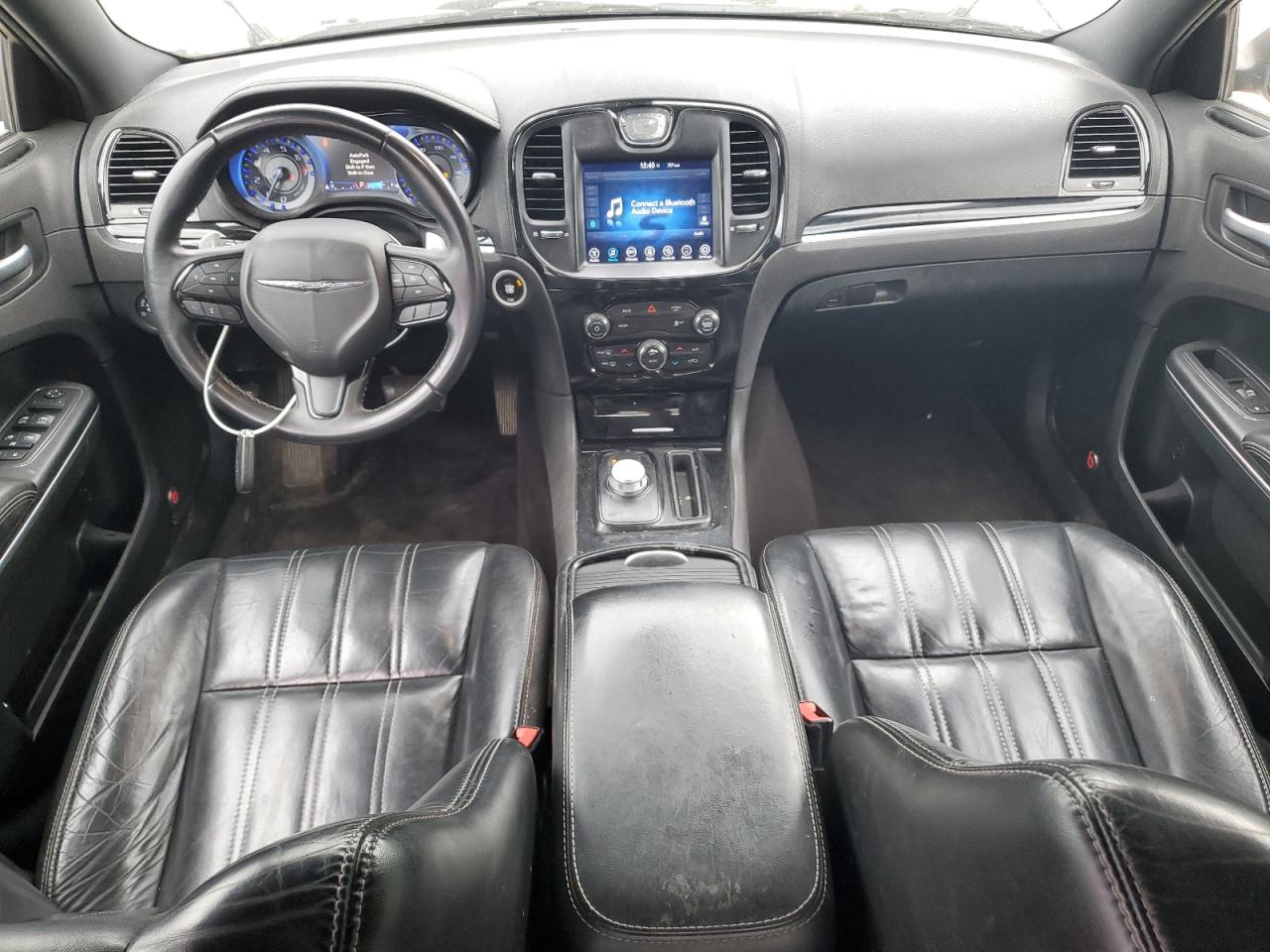 2017 Chrysler 300 - Image 8