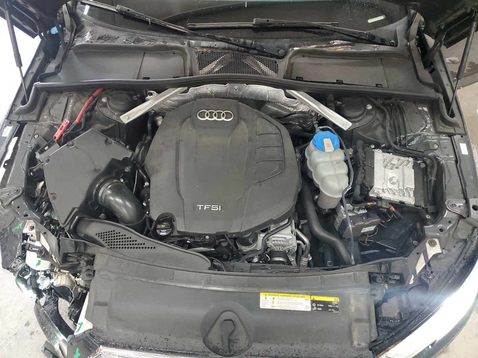 WAULNAF49HN014554 2017 Audi A4 Premium Plus