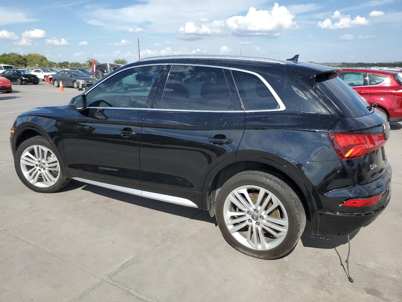 WA1BNAFY5L2002049 2020 AUDI Q5 - Image 2