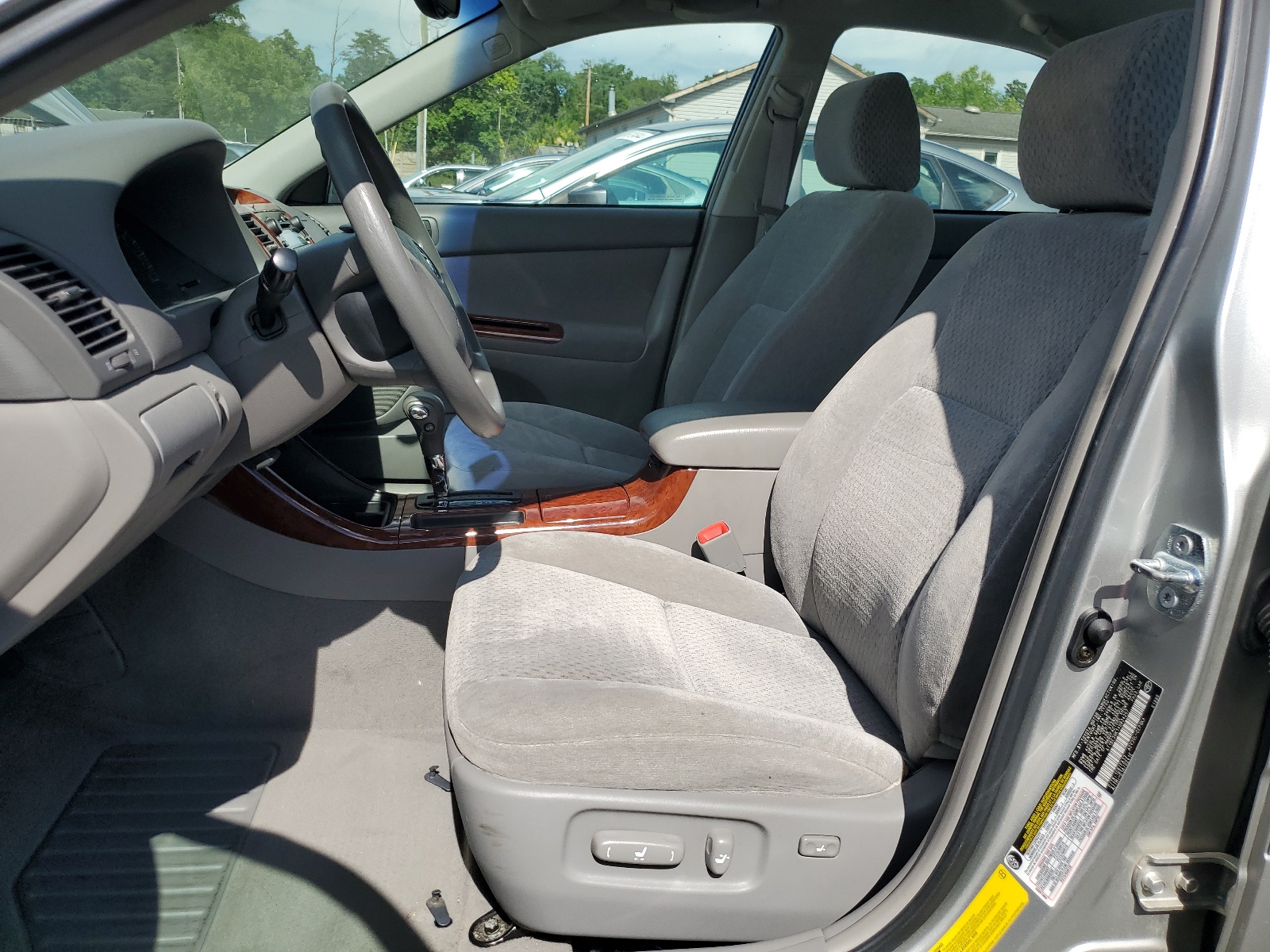 4T1BE30K14U834267 2004 Toyota Camry Le