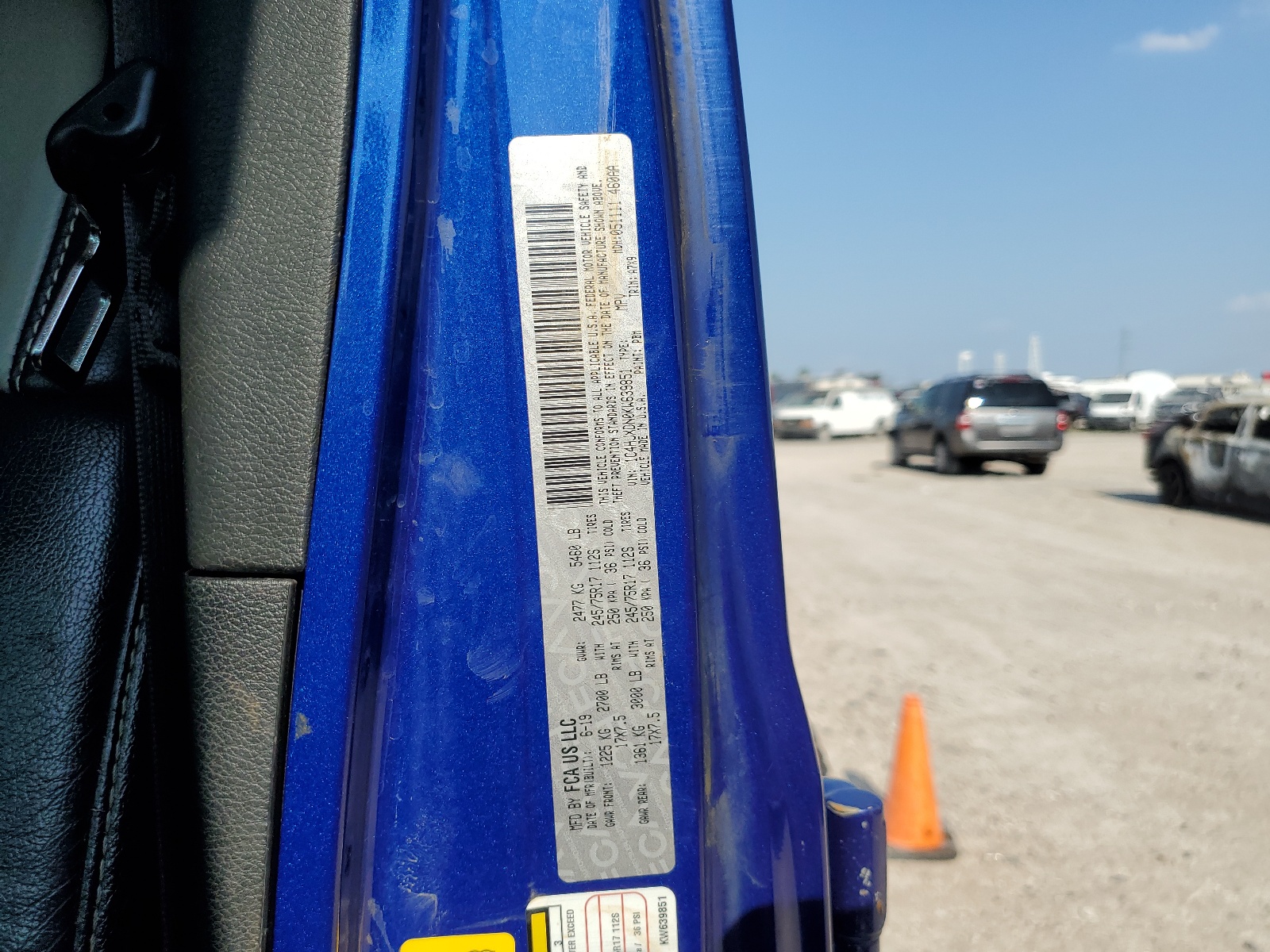 1C4HJXDN0KW639851 2019 Jeep Wrangler Unlimited Sport