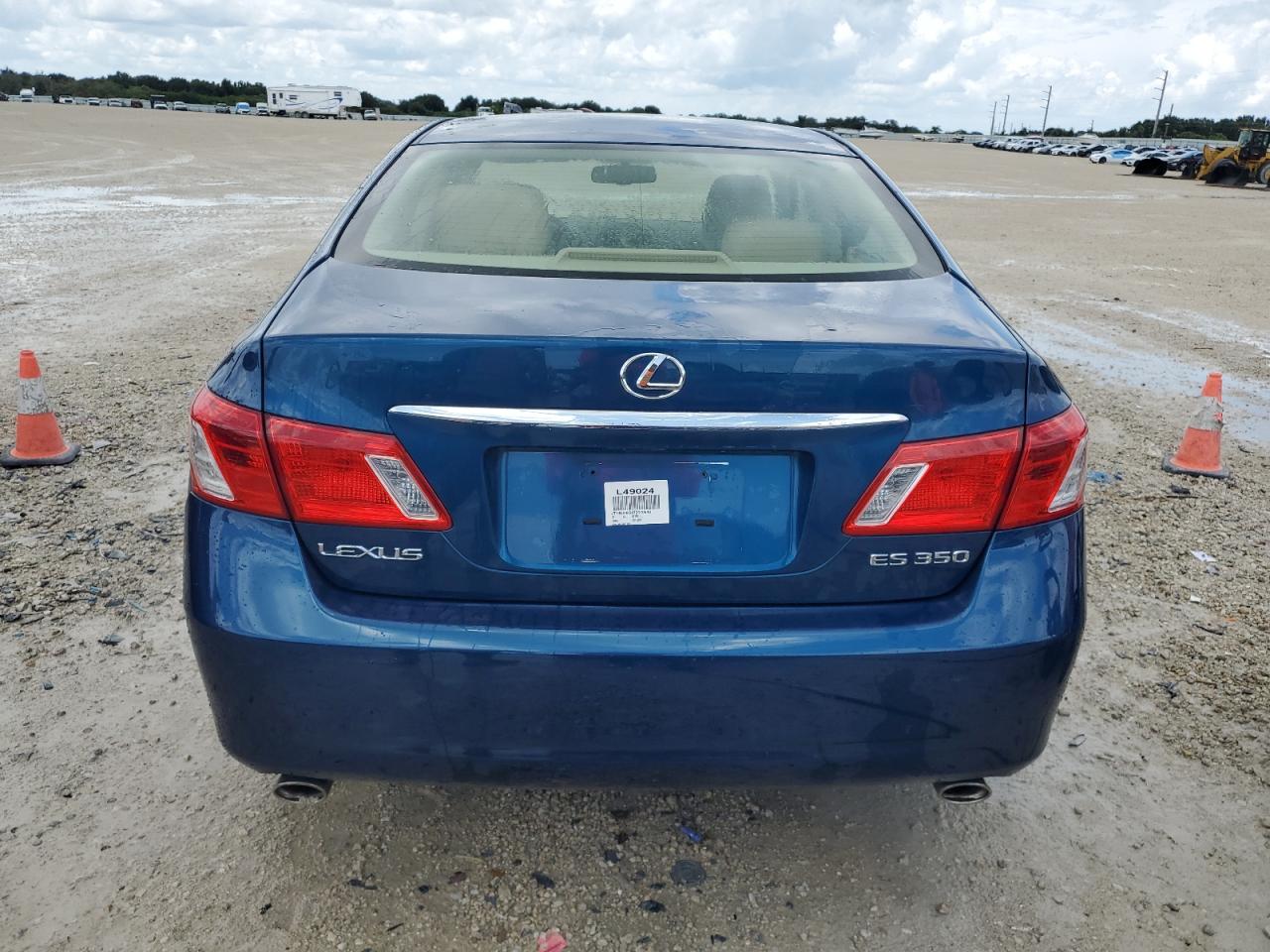 2007 Lexus Es 350 VIN: JTHBJ46G972070546 Lot: 68167764