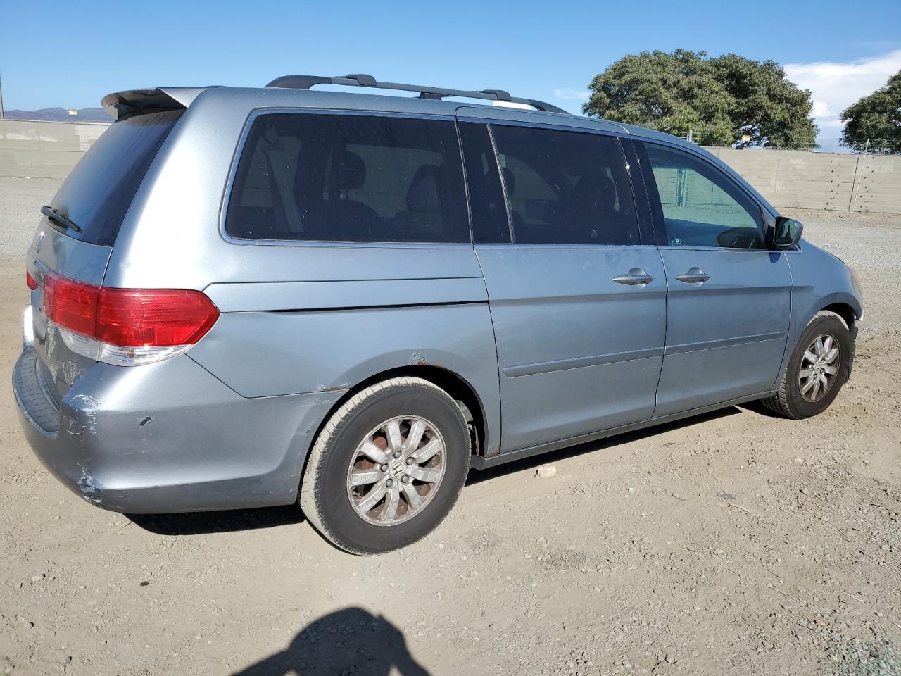 2008 Honda Odyssey - Image 3