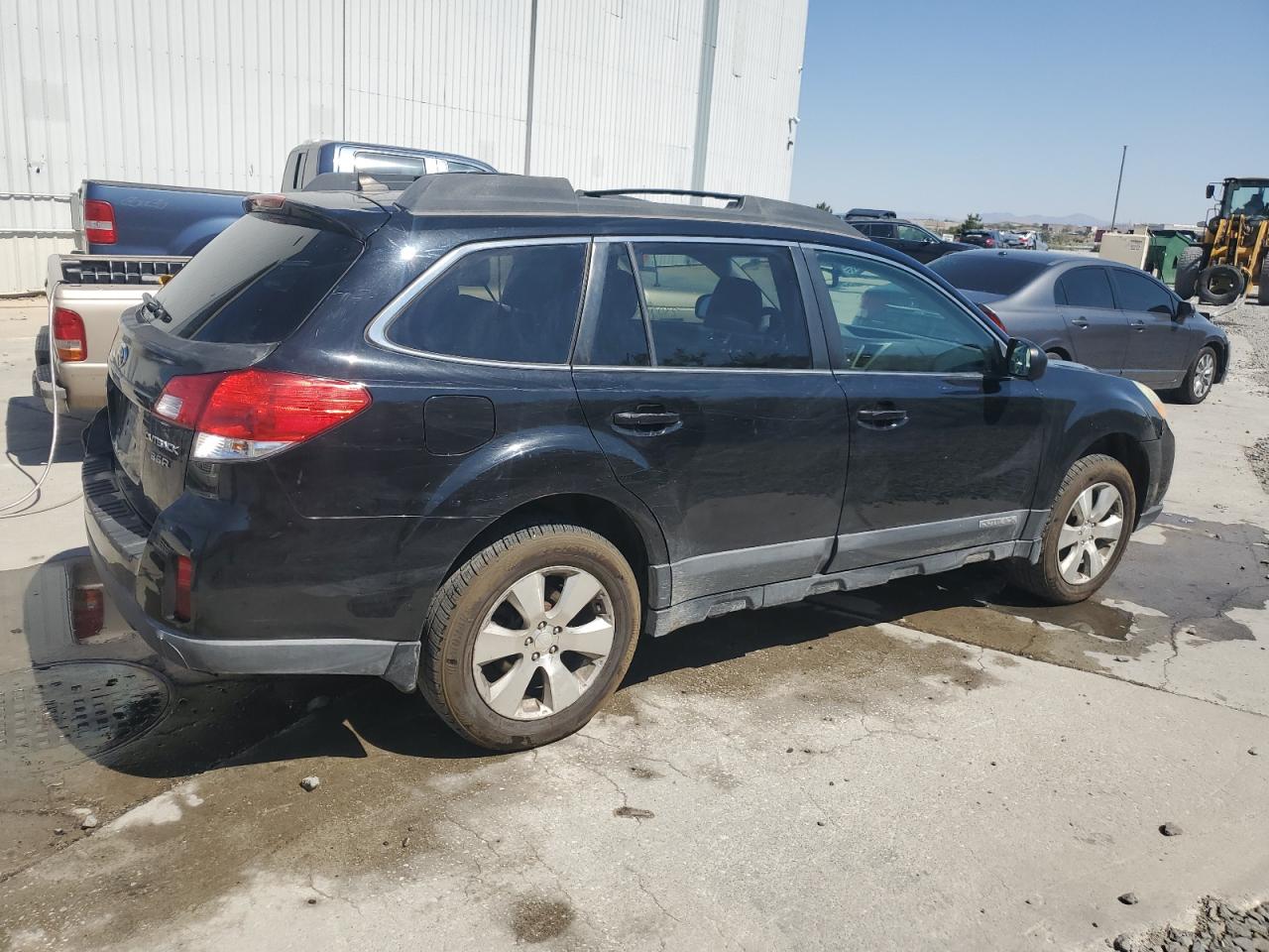 2011 Subaru Outback - Image 3
