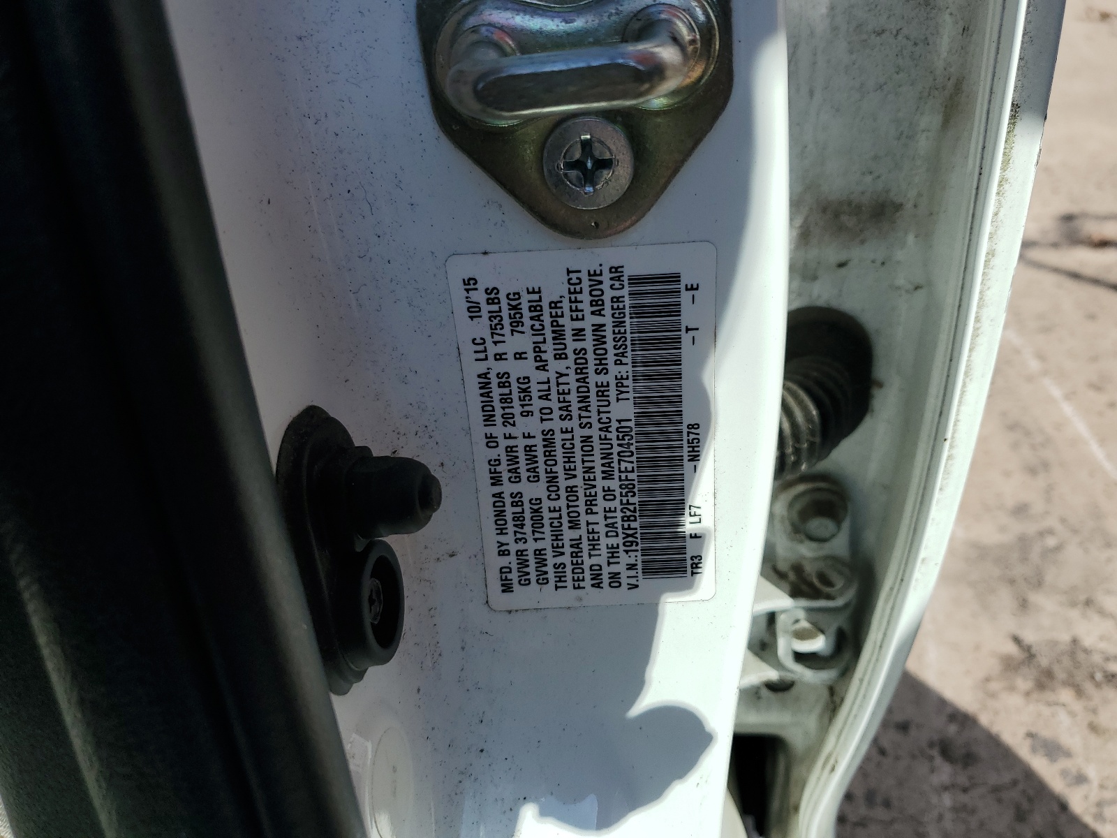 19XFB2F58FE704501 2015 Honda Civic Lx 19XFB2F58FE704501 2015 Honda Civic Lx