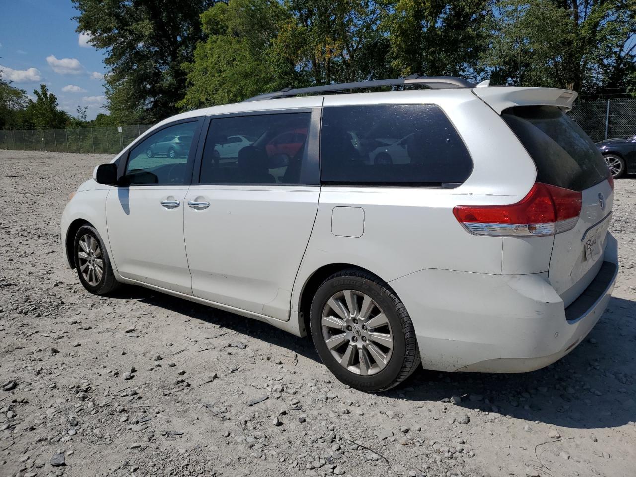 2011 Toyota Sienna Xle VIN: 5TDYK3DC1BS036346 Lot: 67331054