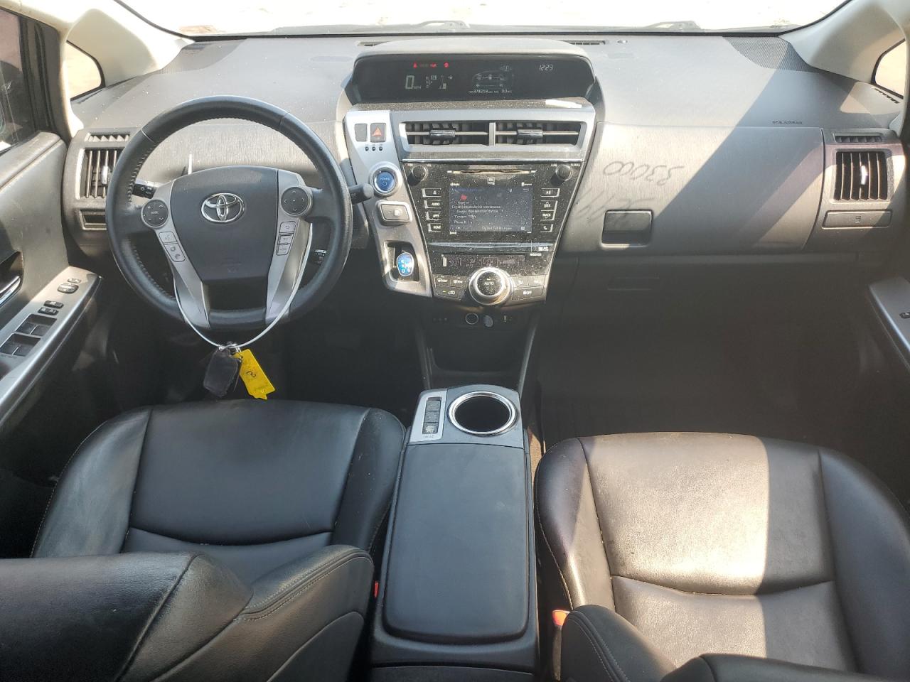 2017 Toyota Prius V VIN: JTDZN3EU2HJ067291 Lot: 65560774