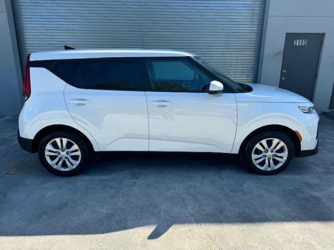 2020 Kia Soul Lx VIN: KNDJ23AU2L7718792 Lot: 67524924