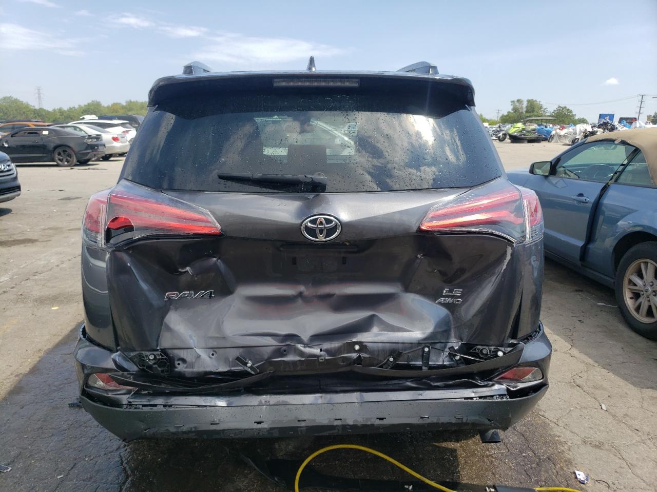 2018 Toyota Rav4 Le VIN: JTMBFREV0JJ730180 Lot: 68667394