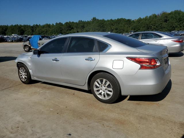 Sedans NISSAN ALTIMA 2015 Srebrny