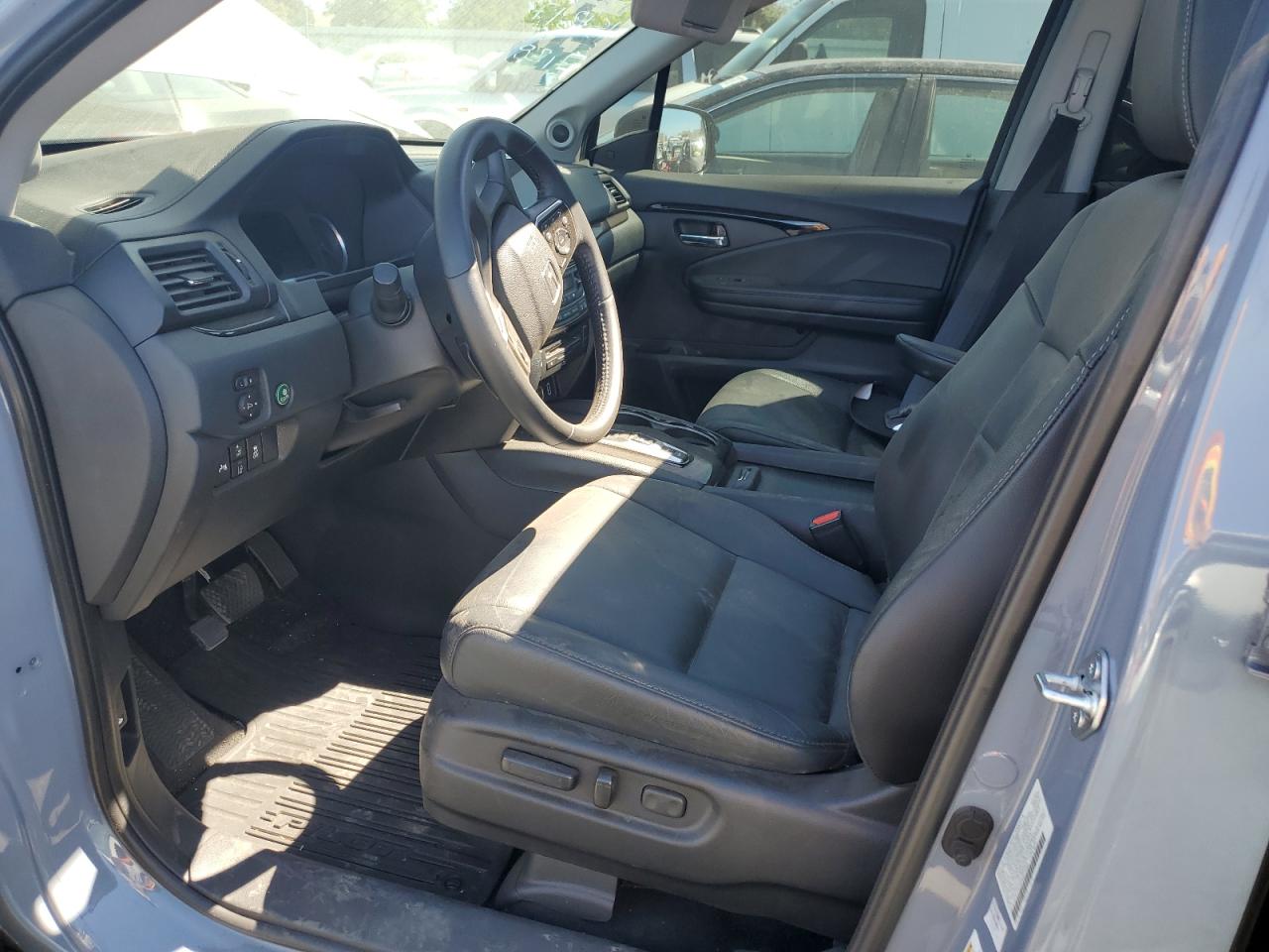 2022 Honda Pilot Touring VIN: 5FNYF5H68NB014048 Lot: 67352114