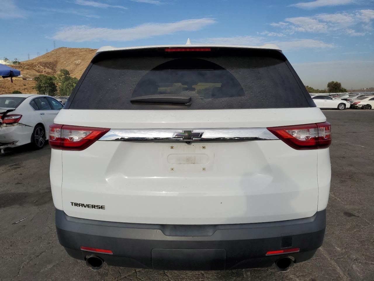 2019 Chevrolet Traverse Ls VIN: 1GNERFKW0KJ106727 Lot: 66214944