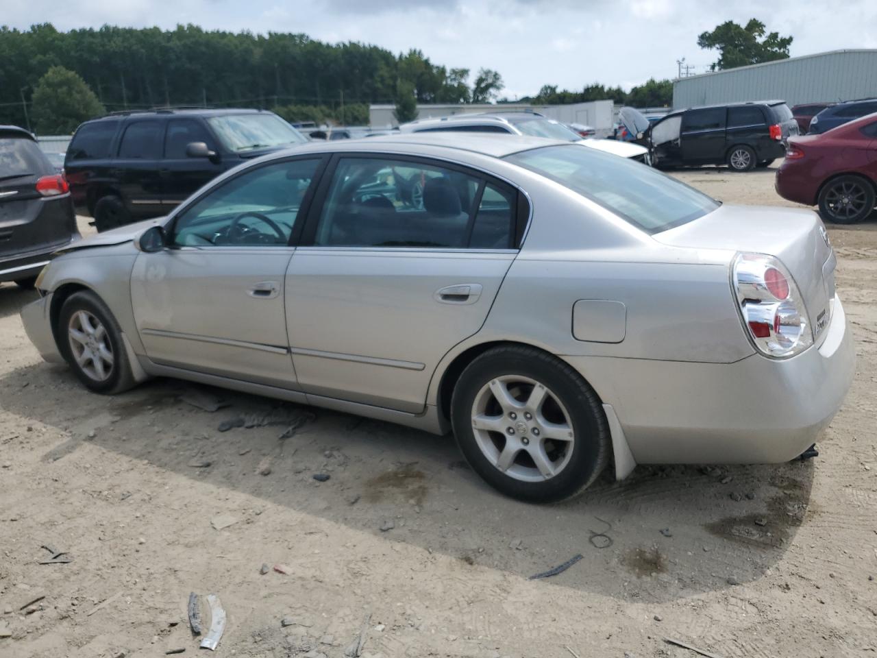 2006 Nissan Altima - Image 2