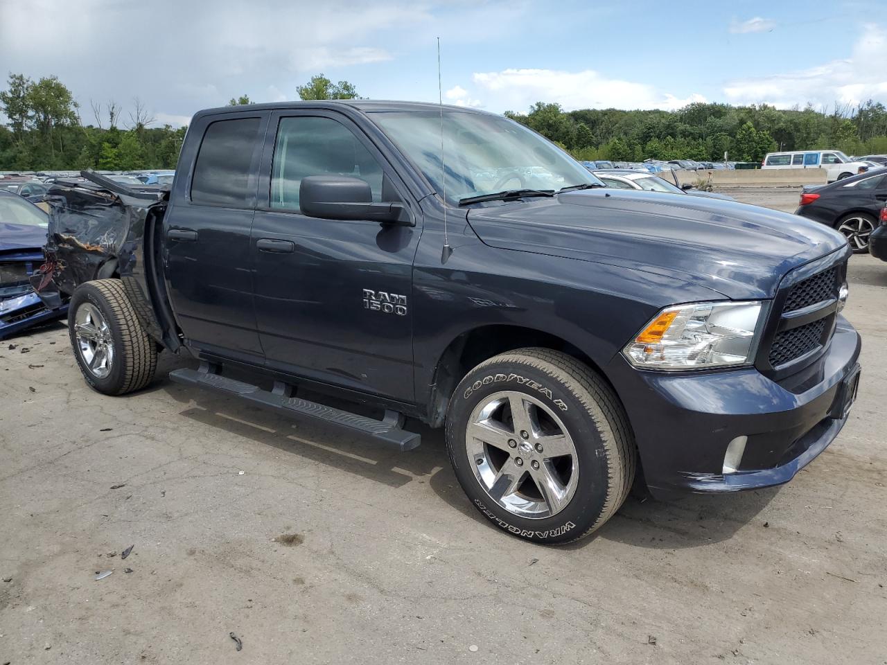 1C6RR7FG6JS265092 2018 Ram 1500 St