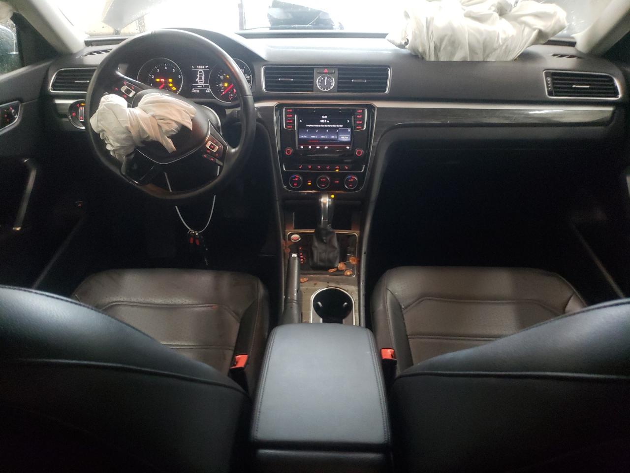 2017 Volkswagen Passat Se VIN: 1VWBT7A38HC072203 Lot: 63853674