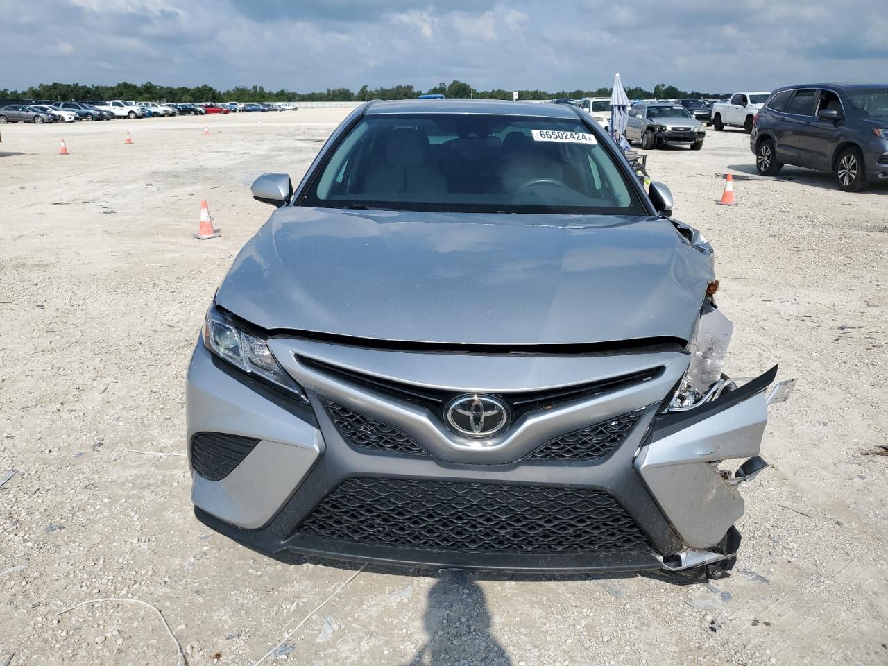 2020 Toyota Camry Se VIN: 4T1G11AK3LU900613 Lot: 66502424