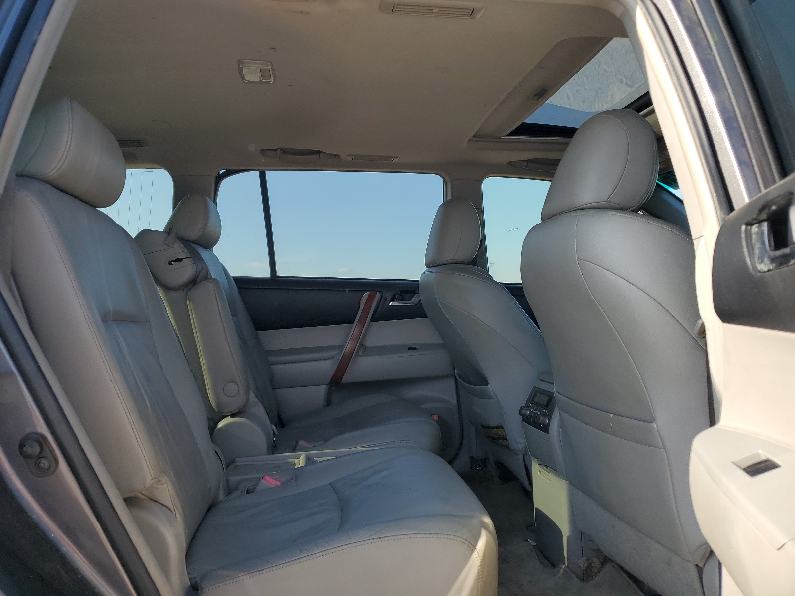 JTEDS42A892082372 2009 Toyota Highlander Limited