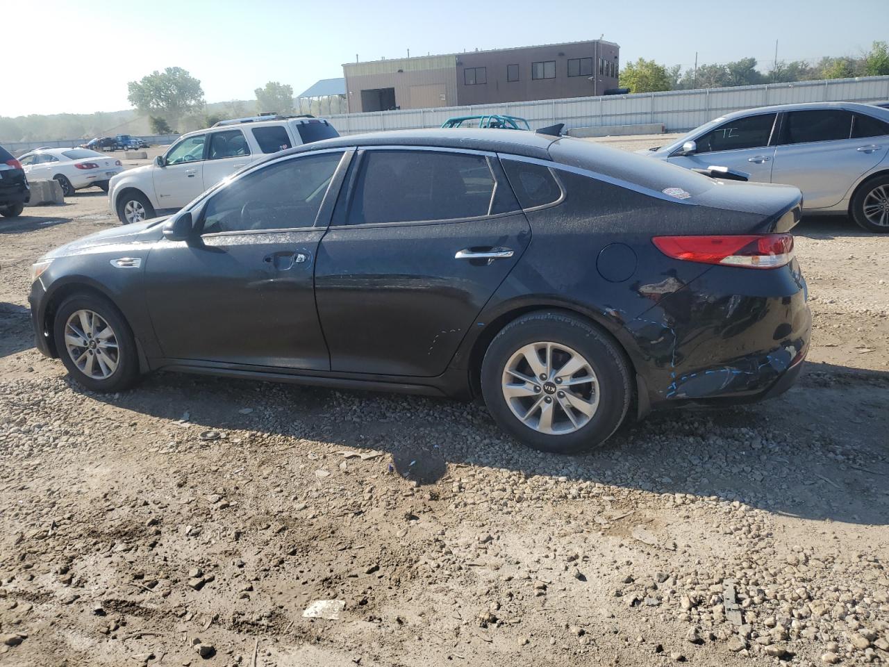 2016 Kia Optima - Image 2