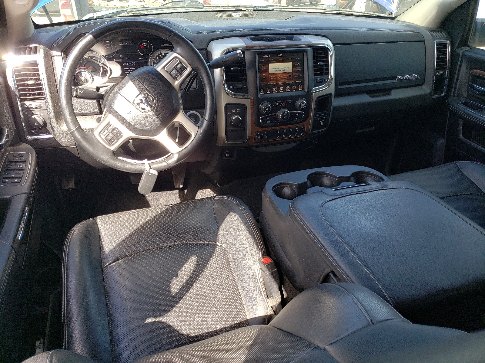 3C6UR5NL9HG607181 2017 Ram 2500 Laramie