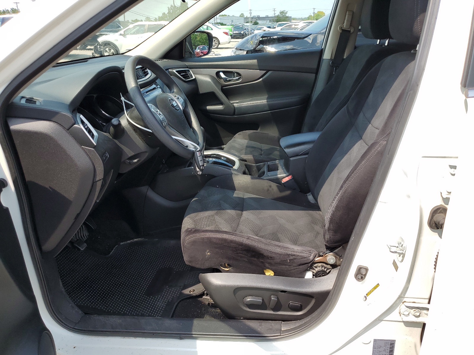 5N1AT2MV6FC778478 2015 Nissan Rogue S