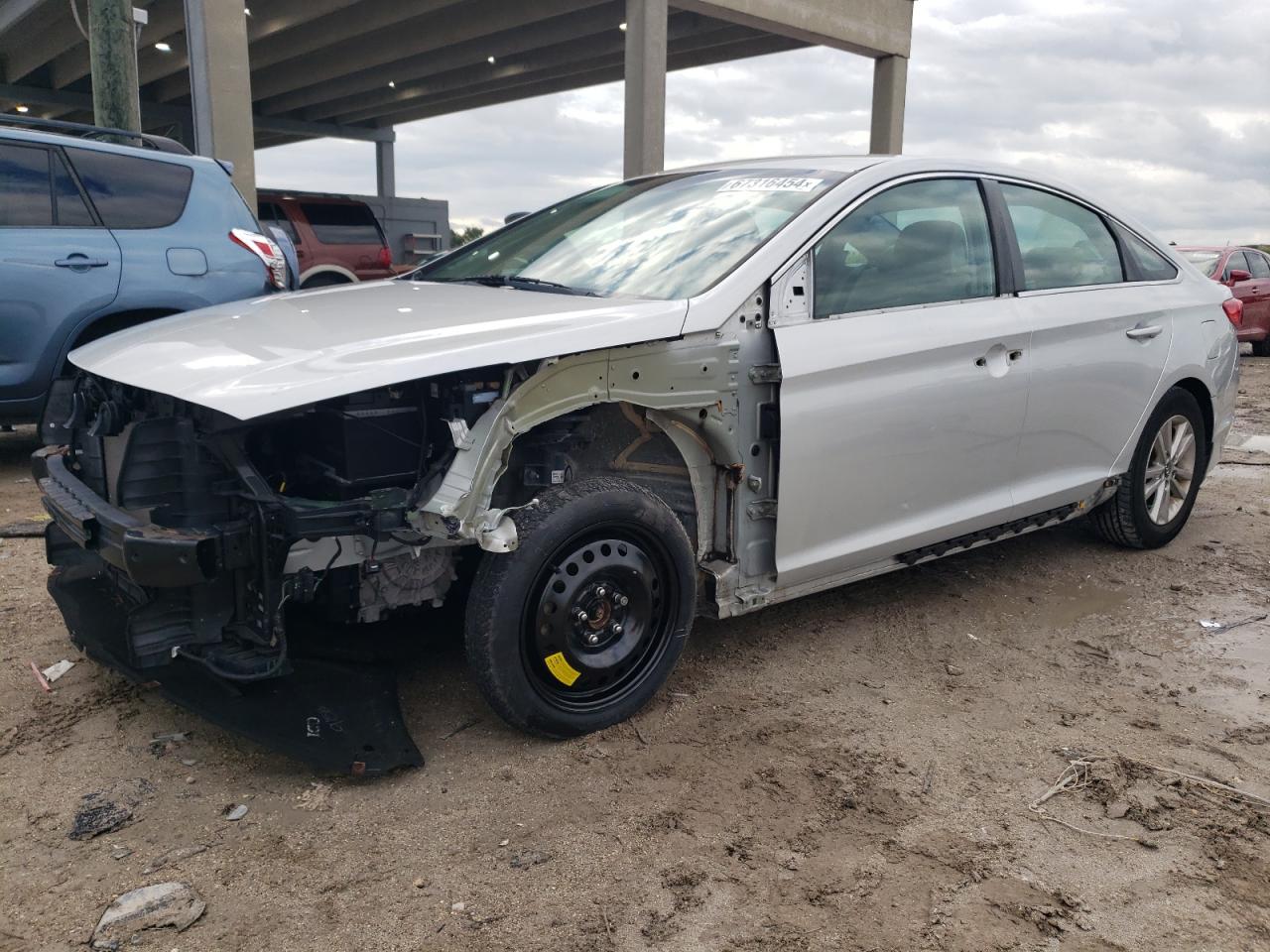 2016 Hyundai Sonata - Image 1
