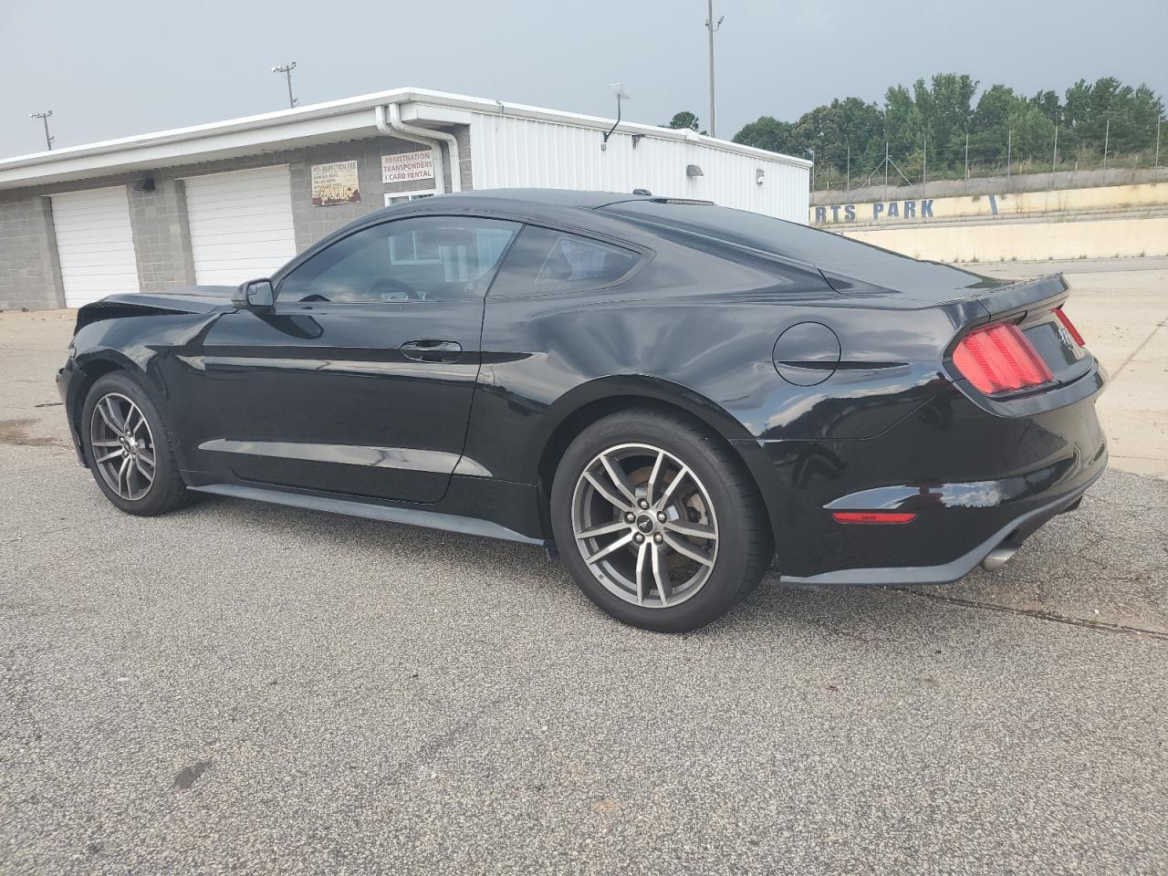 1FA6P8TH1F5363933 2015 FORD MUSTANG - Image 2