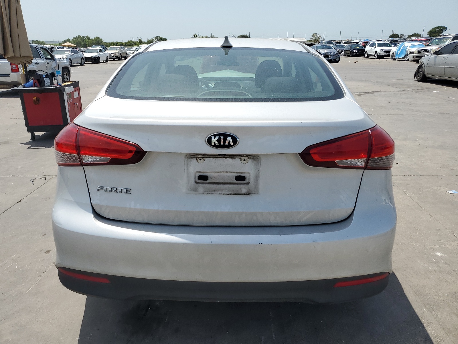 3KPFL4A76HE133000 2017 Kia Forte Lx