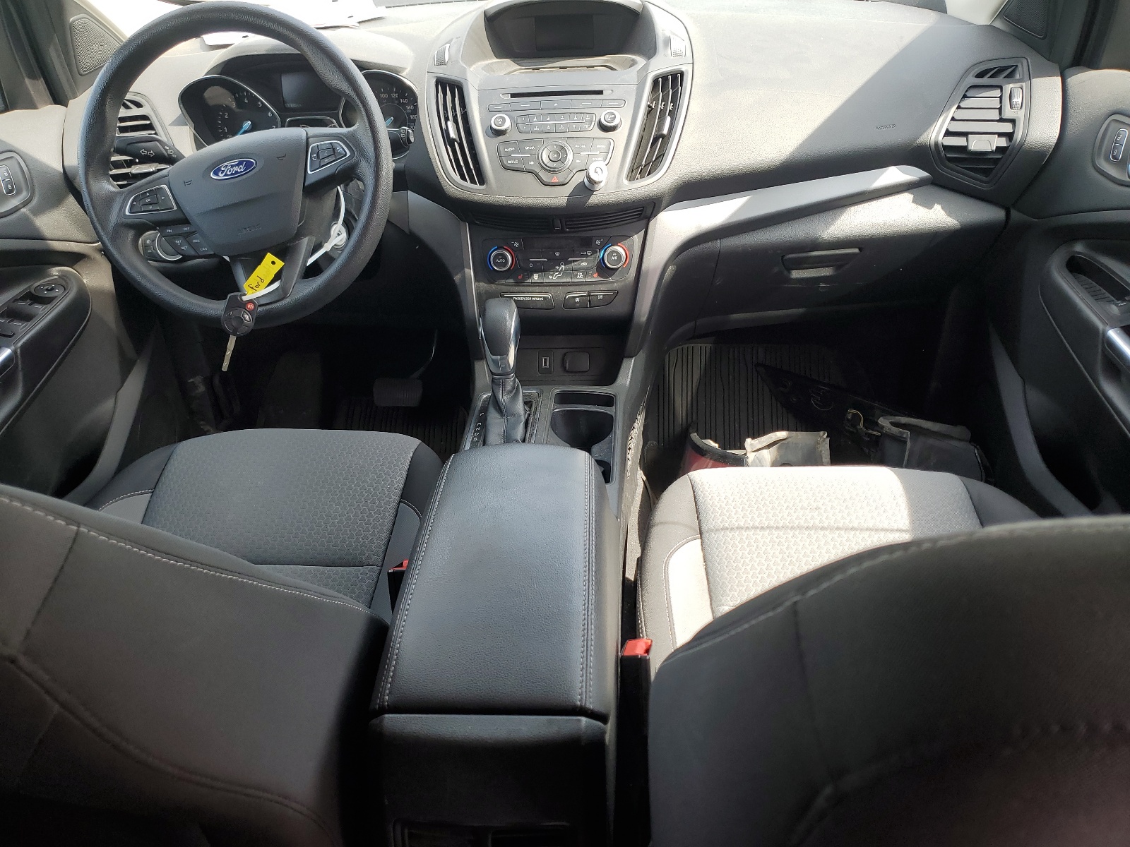 1FMCU9GD4JUB89269 2018 Ford Escape Se