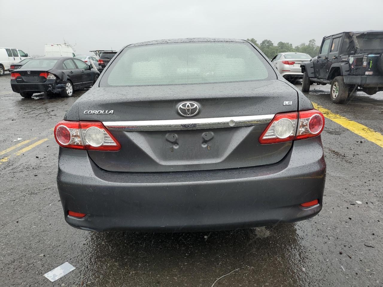 2011 Toyota Corolla Base VIN: JTDBU4EE3B9142401 Lot: 66672204
