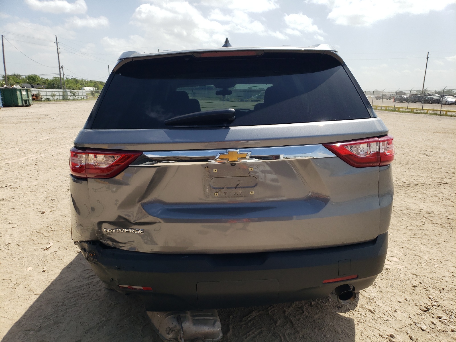 1GNERFKW1KJ244034 2019 Chevrolet Traverse Ls