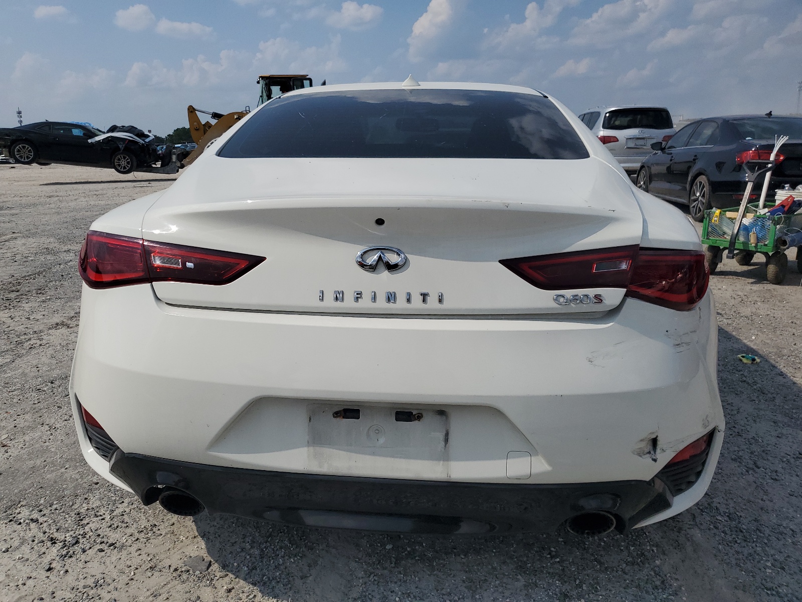 JN1FV7EK4HM610117 2017 Infiniti Q60 Red Sport 400