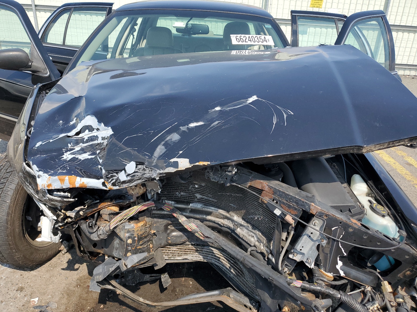 2MEBM7FV8AX623599 2010 Mercury Grand Marquis Ls