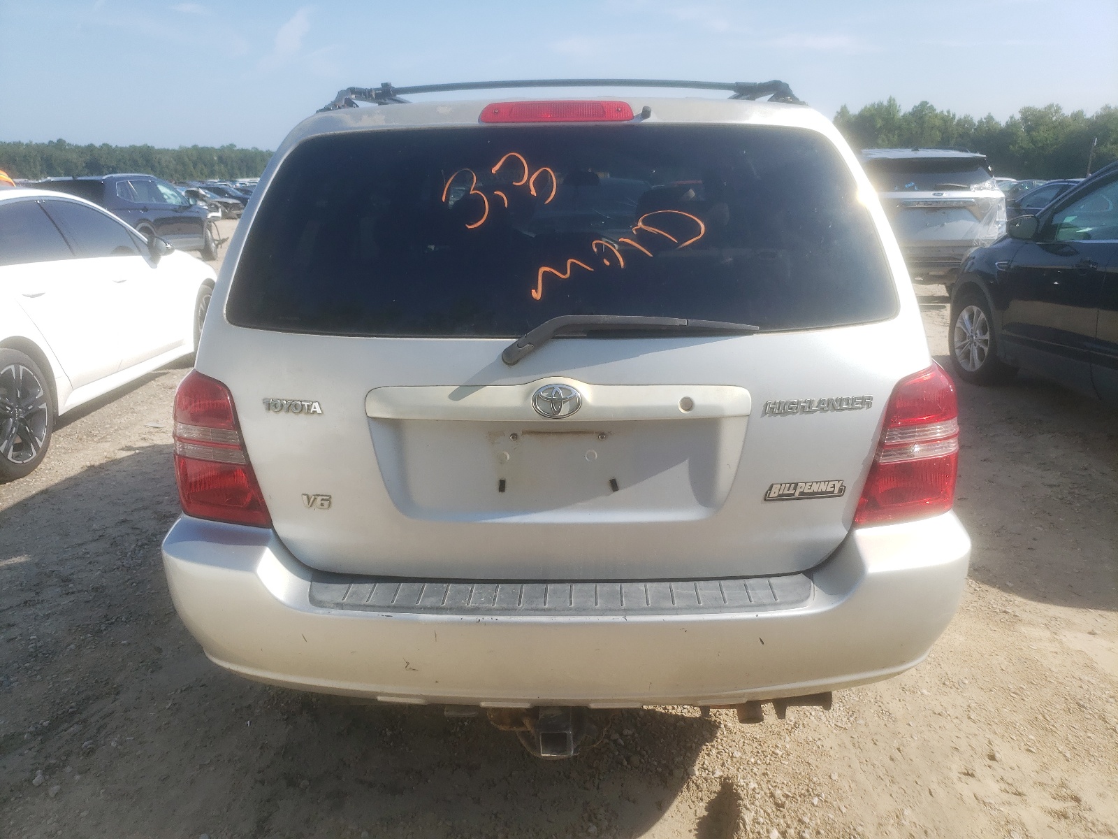 JTEGF21A830075576 2003 Toyota Highlander Limited