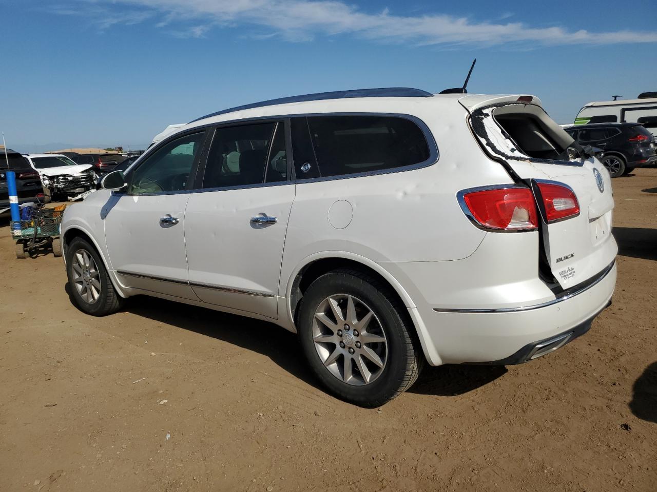 5GAKVBKD7GJ220683 2016 BUICK ENCLAVE - Image 2